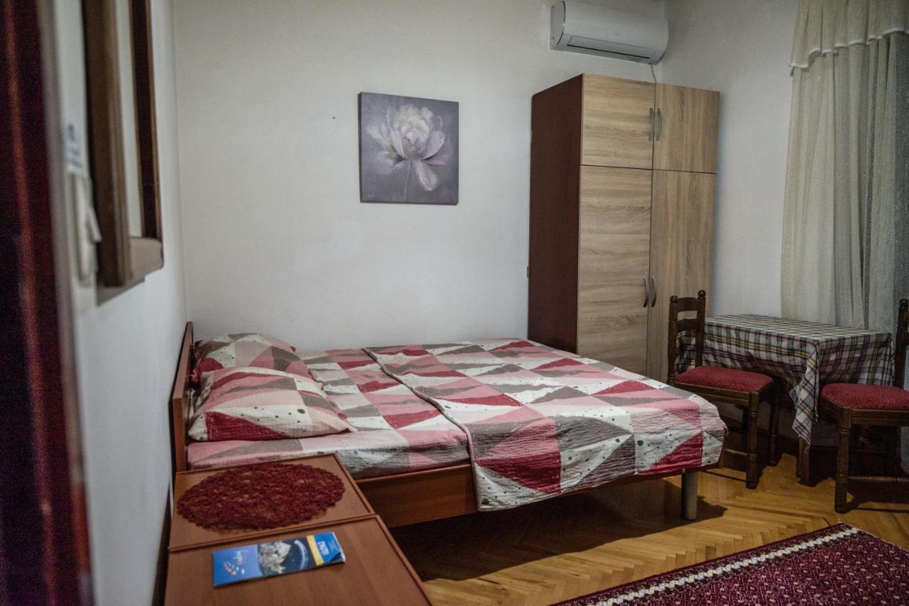 Hostel Center Ulcinj Ngoại thất bức ảnh